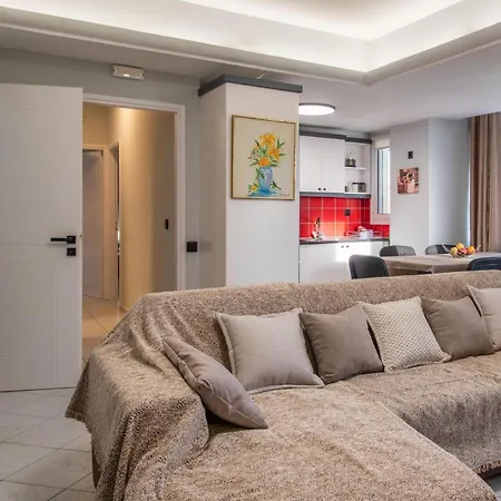Sky 7 View Apartment Héraklion Extérieur photo